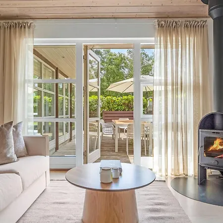 Dom wakacyjny Boerje - 600m From The Sea By Interhome *