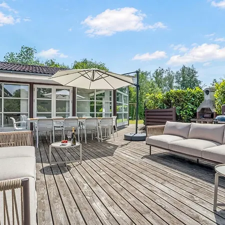 Boerje - 600m From The Sea By Interhome